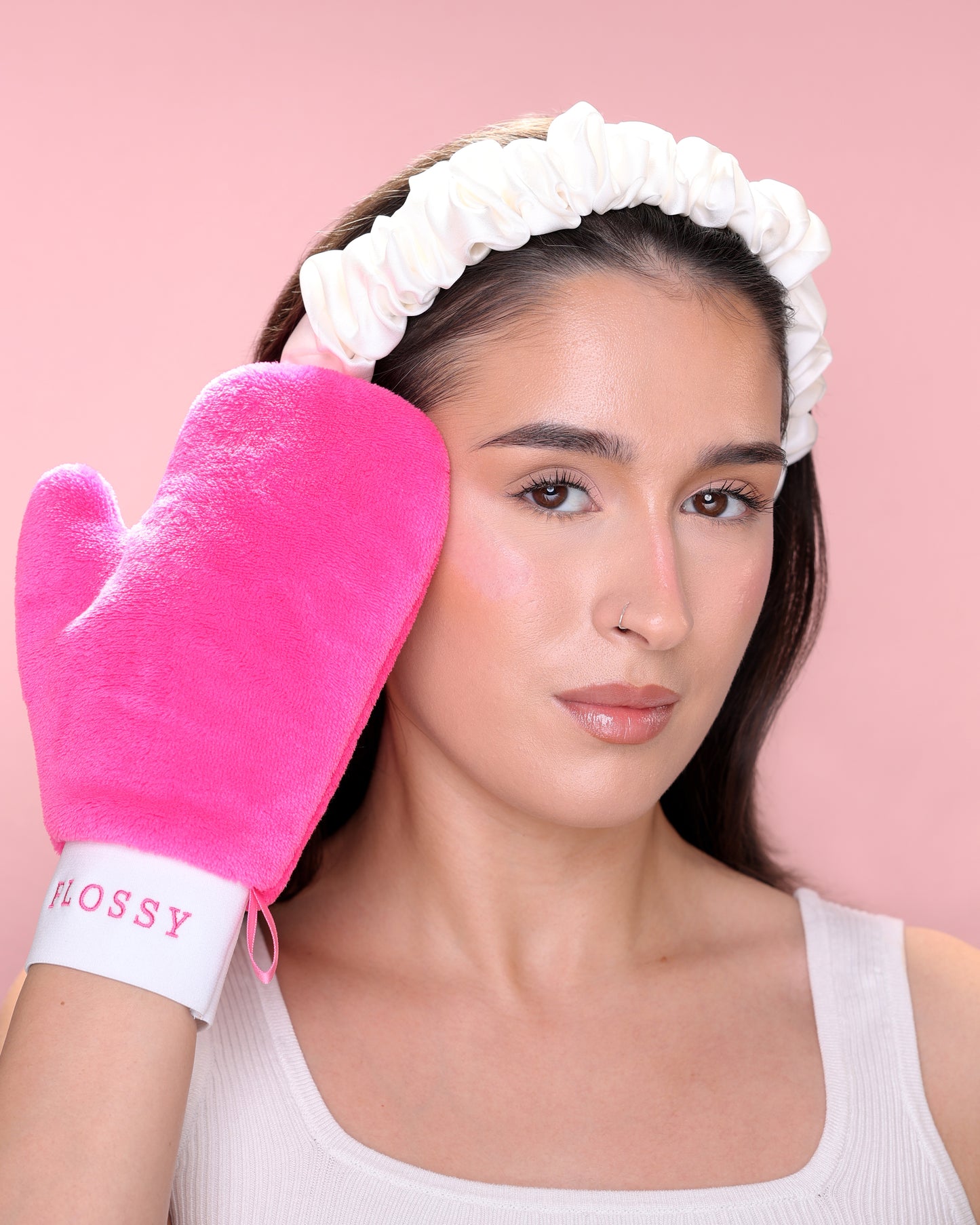 Flossy Makeup Removing Glove